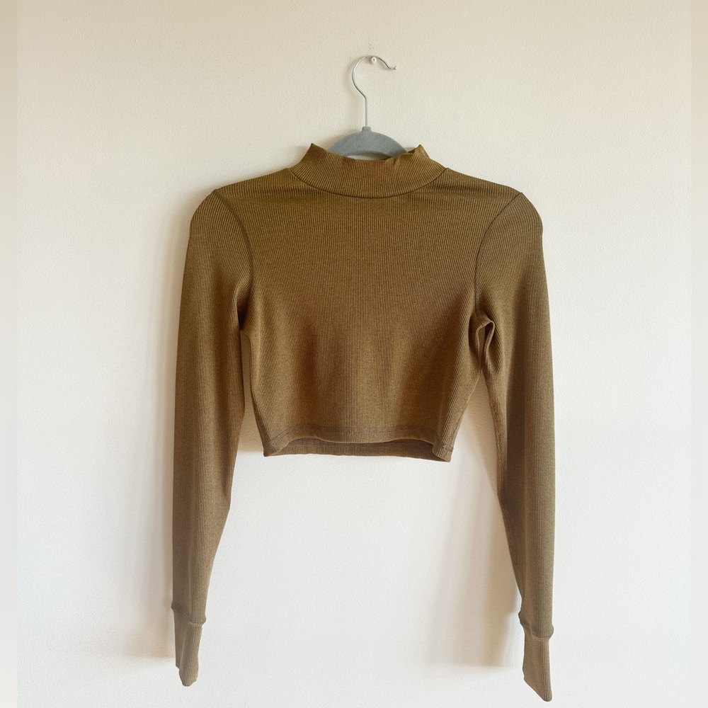 Light Brown Cropped Athletic Long-sleeve